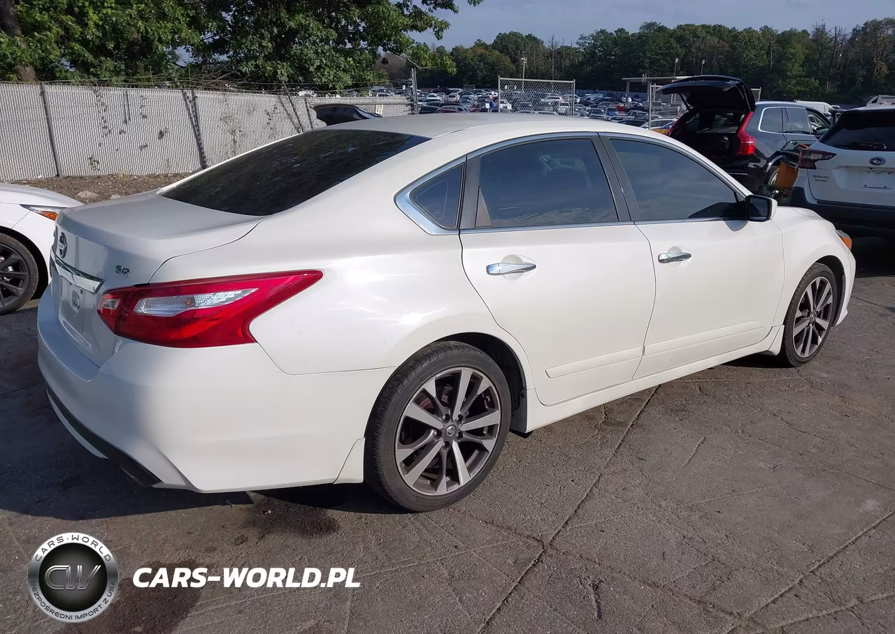 2016 Nissan Altima 2.5 Sr VIN:1N4AL3AP4GC155111 - 4