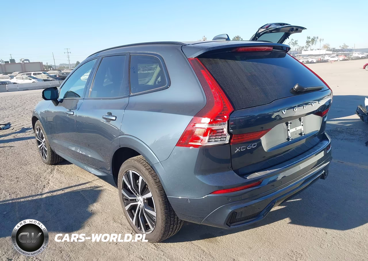2024 Volvo Xc60 B5 Plus Dark Theme VIN:YV4L12RL6R1947924 - 3