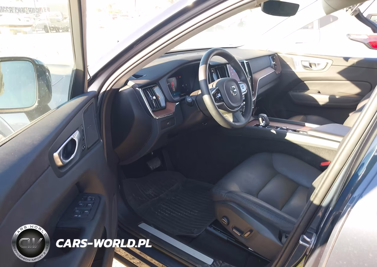 2024 Volvo Xc60 B5 Plus Dark Theme VIN:YV4L12RL6R1947924 - 5
