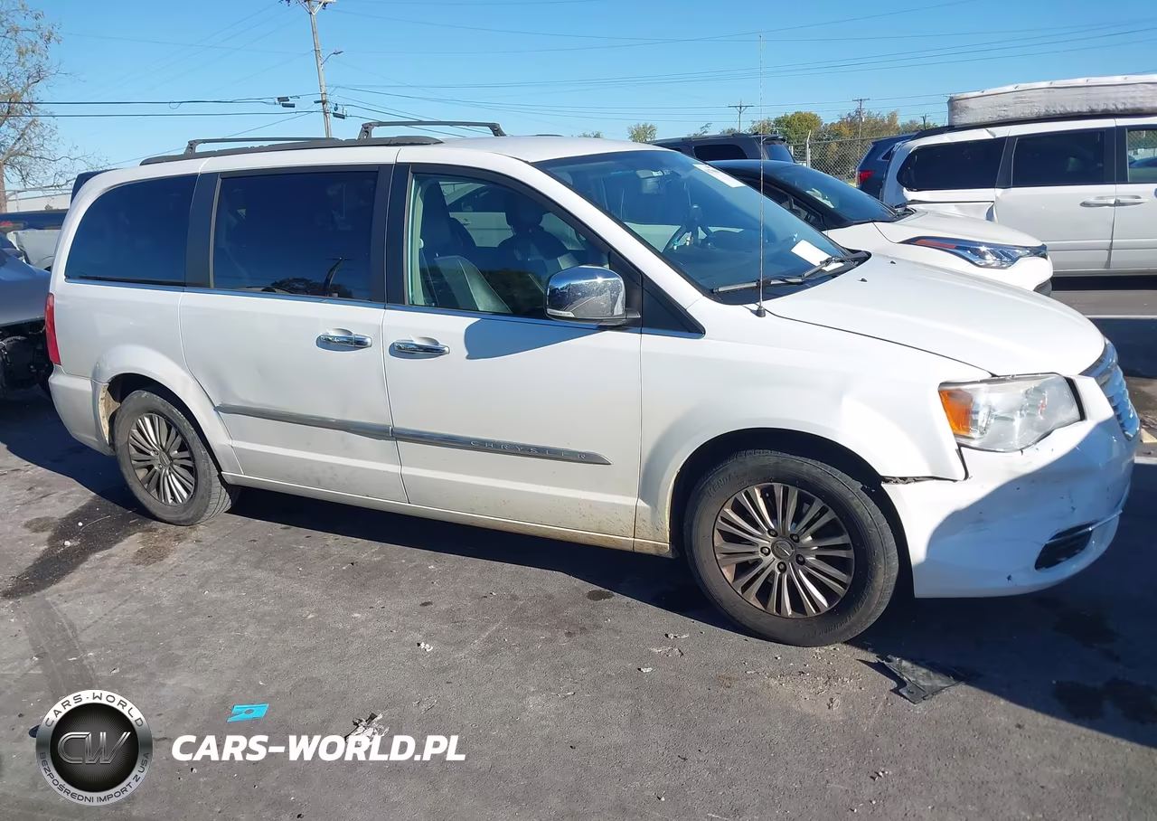 2015 Chrysler Town & Country Touring-L VIN:2C4RC1CGXFR602772 - 13
