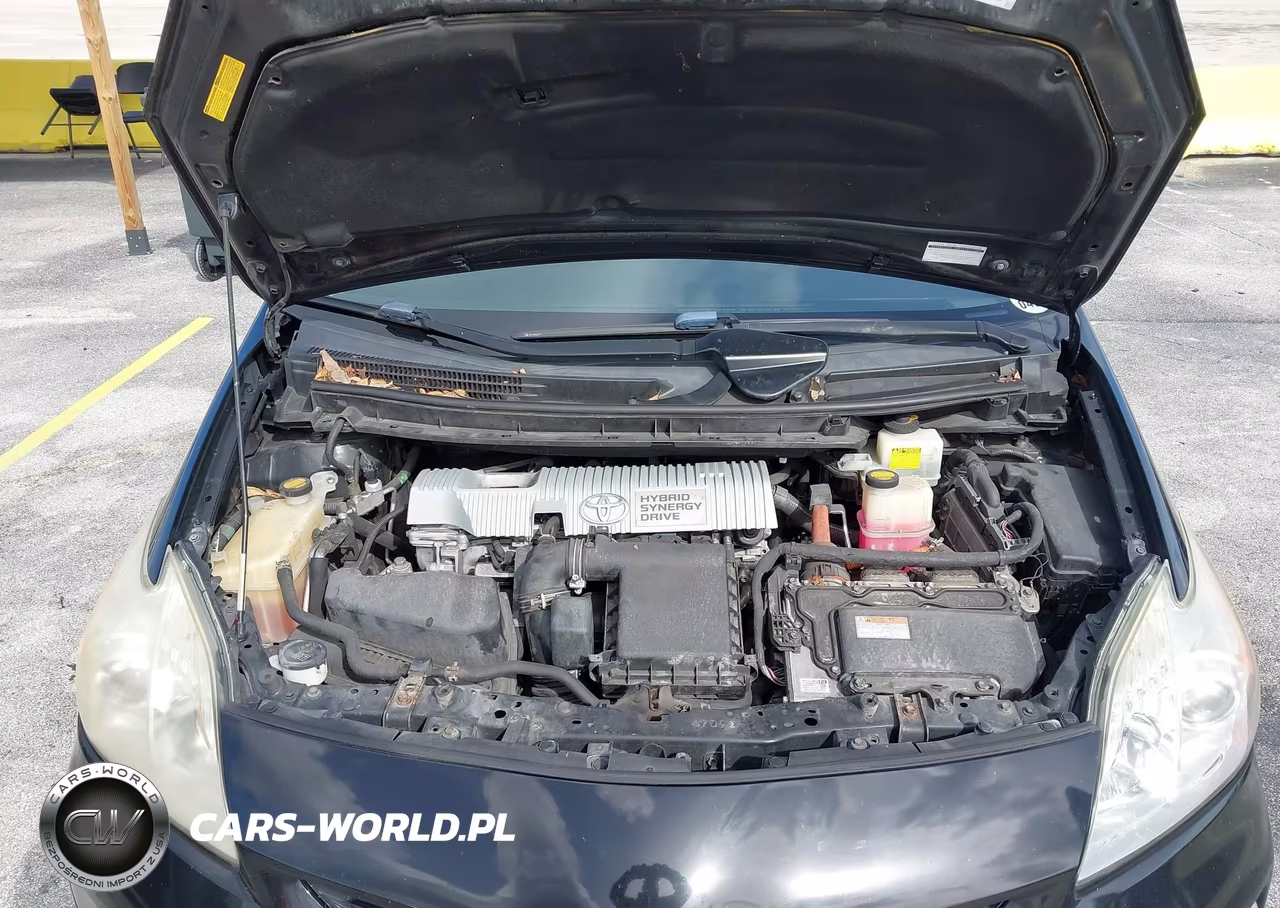 2014 Toyota Prius Two VIN:JTDKN3DU8E0361590 - 10