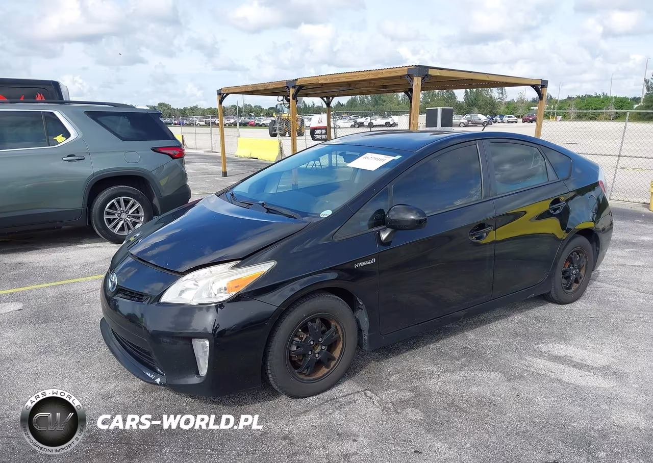2014 Toyota Prius Two VIN:JTDKN3DU8E0361590 - 2