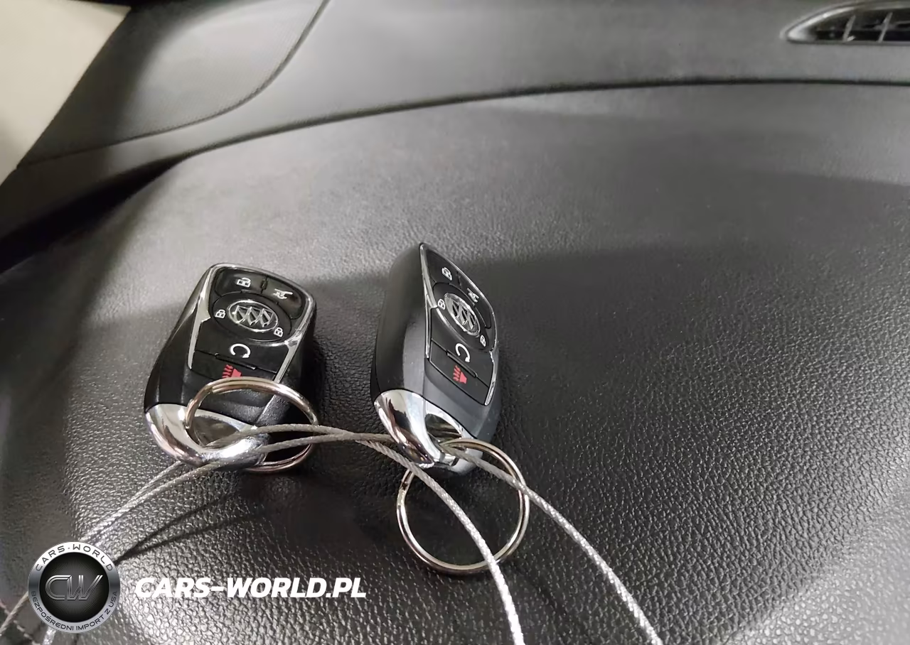 2018 Buick Envision Essence VIN:LRBFX2SA8JD025017 - 11