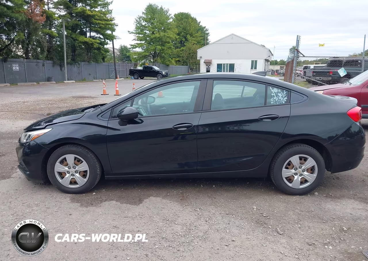 2017 Chevrolet Cruze Ls Auto VIN:1G1BC5SM0H7111544 - 14