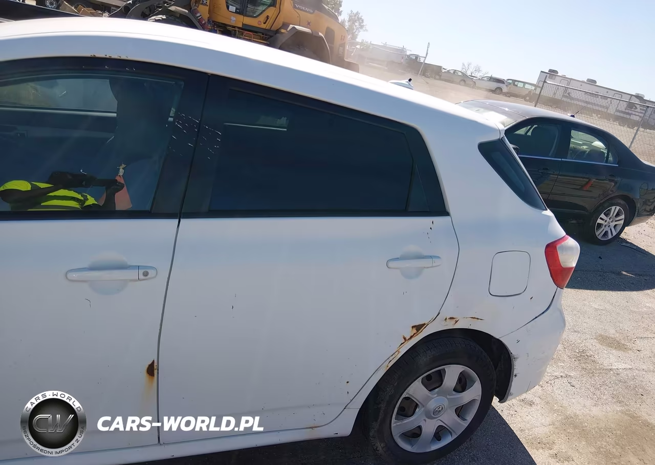 2010 Toyota Matrix VIN:2T1KU4EE8AC355353 - 13