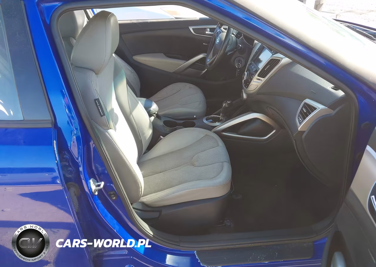 2012 Hyundai Veloster Base W-Gray VIN:KMHTC6AD0CU052519 - 5