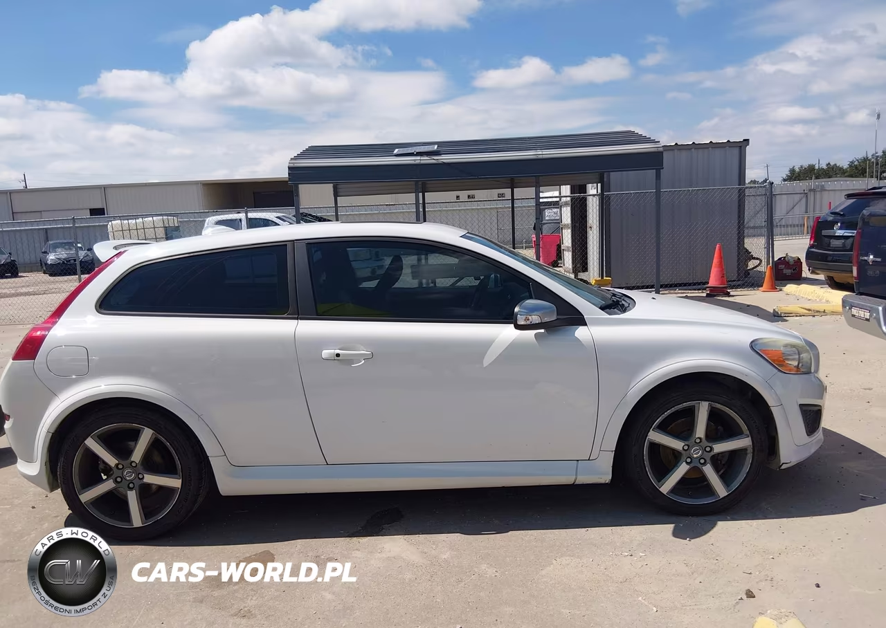 2013 Volvo C30 T5-T5 Platinum-T5 Premier-T5 Premier Plus-T5 R-Design-T5 R-Design Platinum-T5 R-Design Premier VIN:YV1672MK8D2304517 - 13