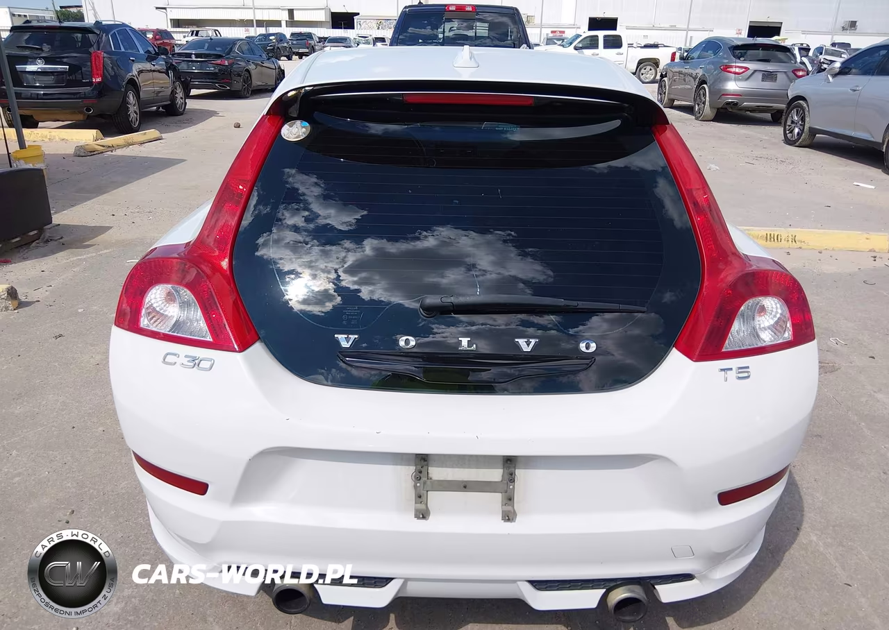 2013 Volvo C30 T5-T5 Platinum-T5 Premier-T5 Premier Plus-T5 R-Design-T5 R-Design Platinum-T5 R-Design Premier VIN:YV1672MK8D2304517 - 16