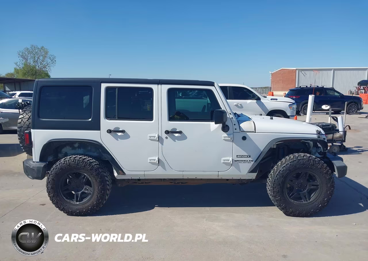 2017 Jeep Wrangler Unlimited Sport 4X4 VIN:1C4BJWDG6HL730117 - 13