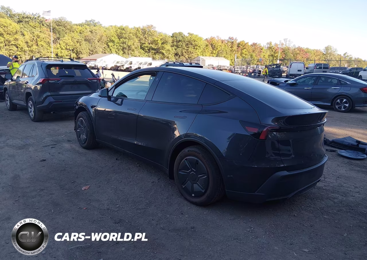 2026 Tesla Model Y Premium Rear-Wheel Drive-Rear-Wheel Drive VIN:7SAYGDED5TA706520 - 3