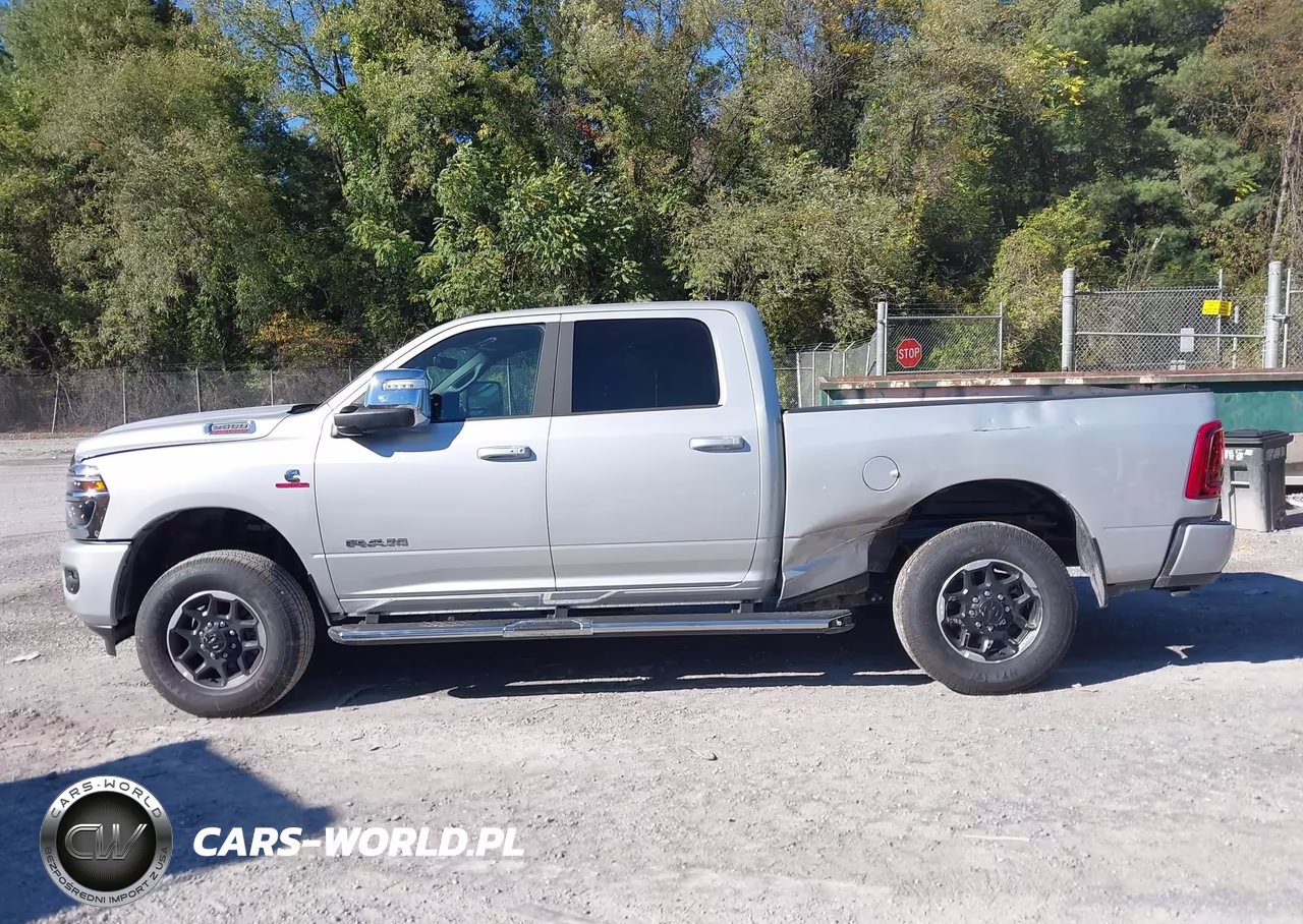 2027 Ram Ram 1500 VIN:3C6UR5FL3VG380533 - 14