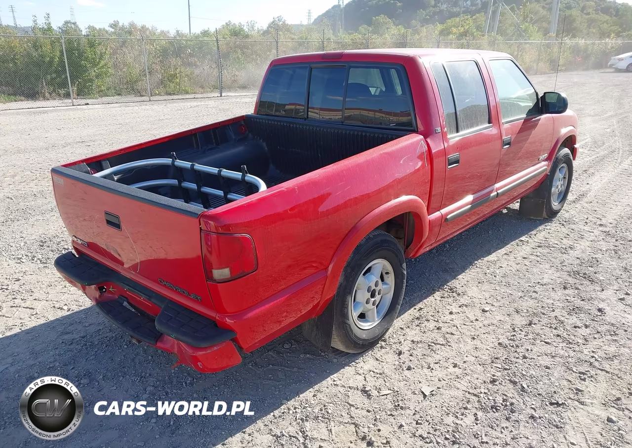 2003 Chevrolet S-10 Ls VIN:1GCDT13X33K170949 - 4