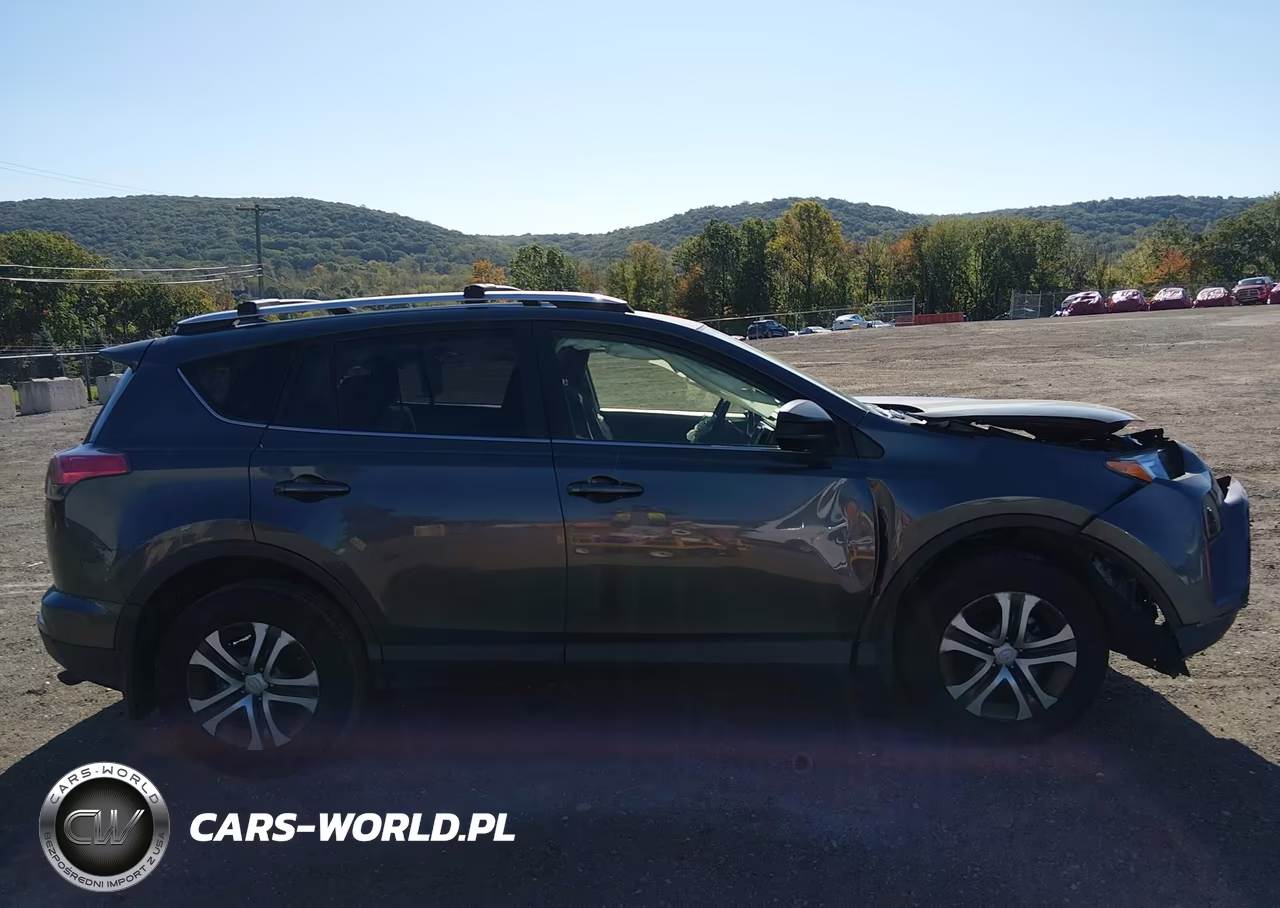 2016 Toyota Rav4 Le VIN:JTMBFREV7GD192097 - 14