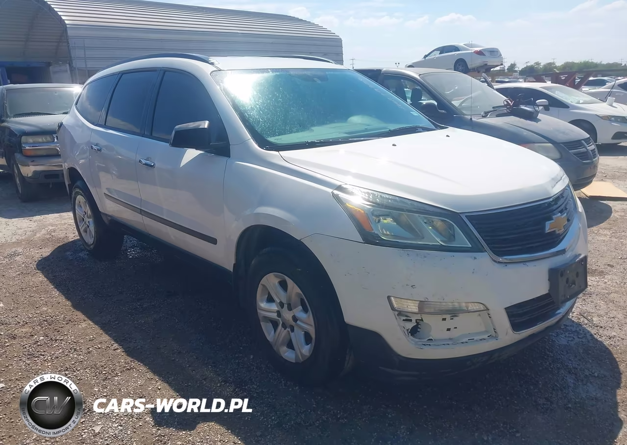 2015 Chevrolet Traverse Ls VIN:1GNKRFKD2FJ158089 - 1