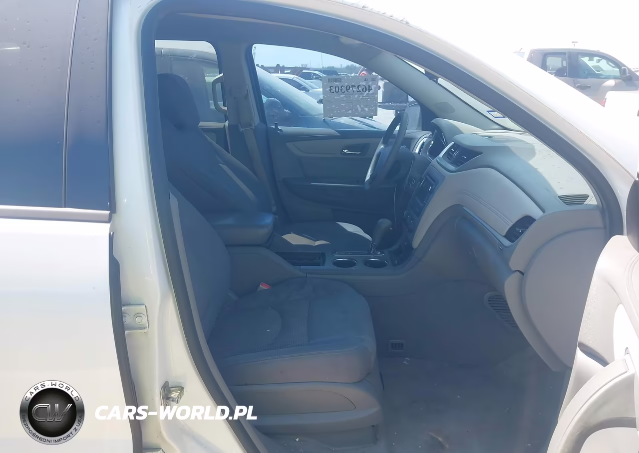 2015 Chevrolet Traverse Ls VIN:1GNKRFKD2FJ158089 - 5