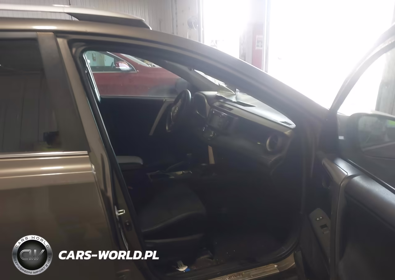 2015 Toyota Rav4 Xle VIN:2T3RFREV9FW288023 - 5