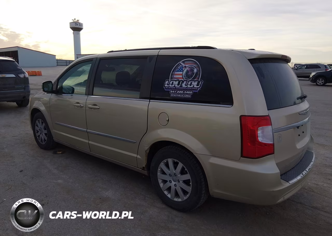 2011 Chrysler Town & Country Touring-L VIN:2A4RR8DG5BR733957 - 3
