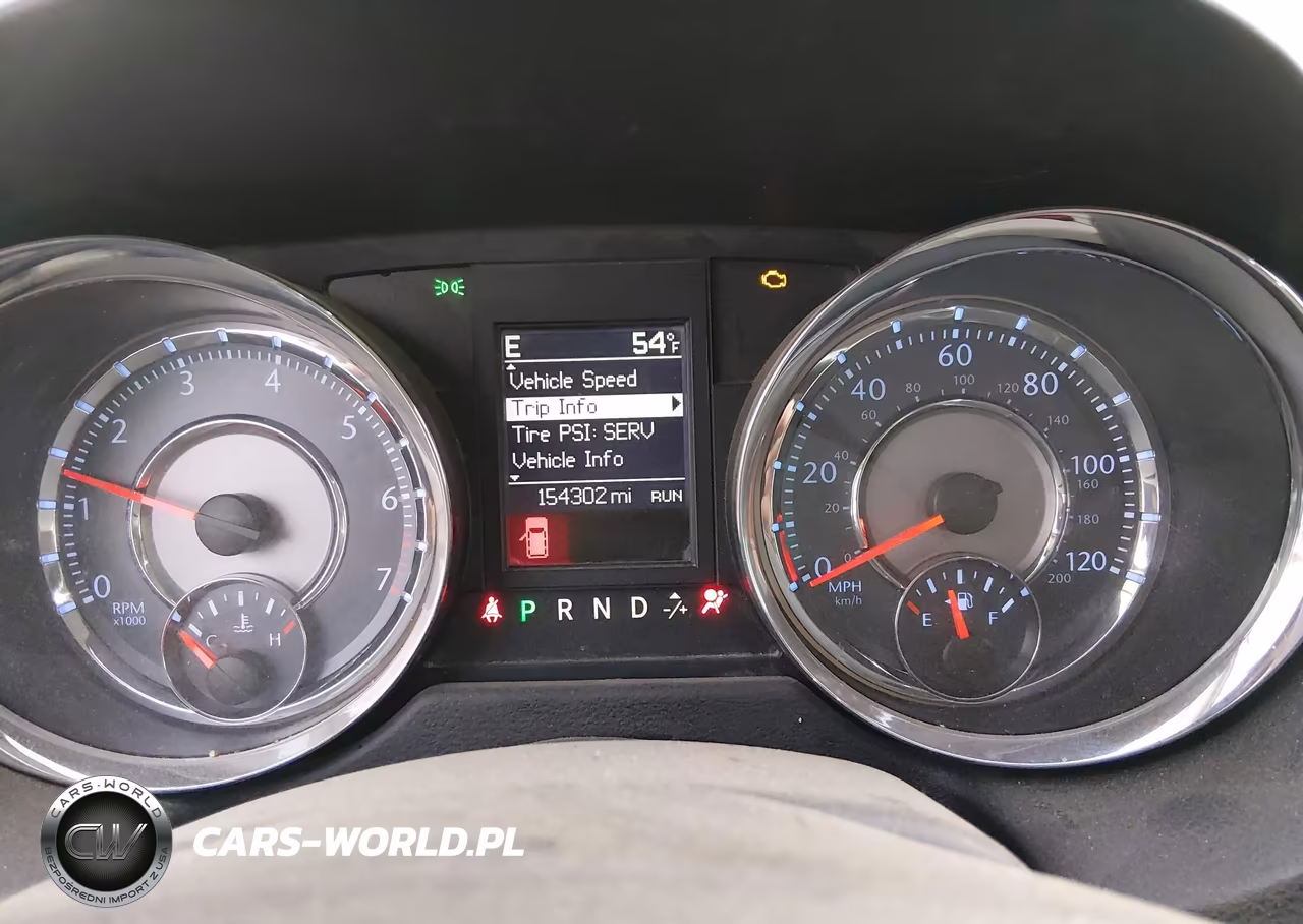 2011 Chrysler Town & Country Touring-L VIN:2A4RR8DG5BR733957 - 7