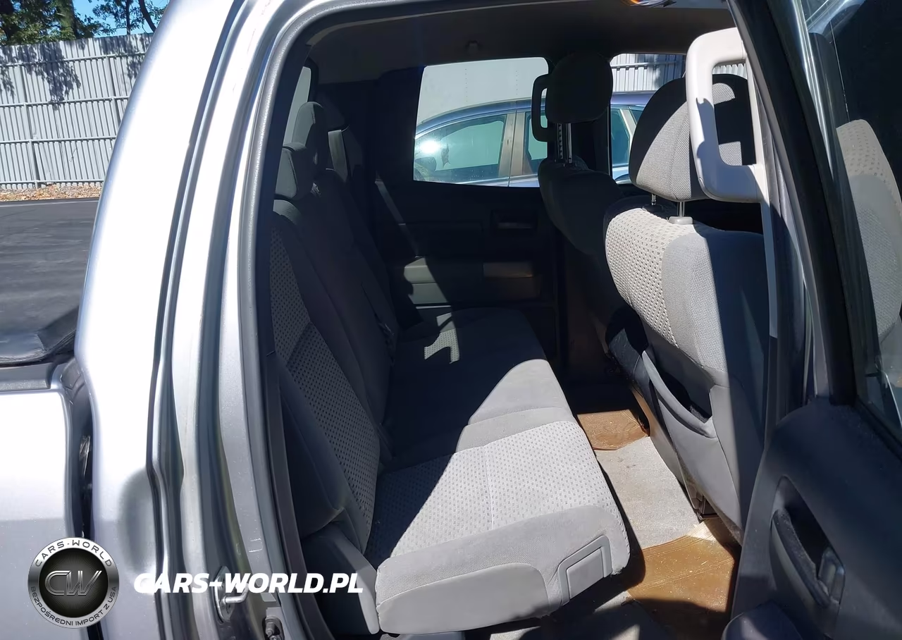 2010 Toyota Tundra Grade 4.6L V8 VIN:5TFUM5F11AX010418 - 8