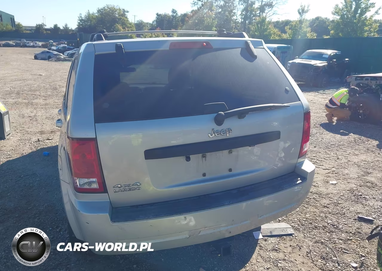 2008 Jeep Grand Cherokee Laredo VIN:1J8GR48KX8C137659 - 16