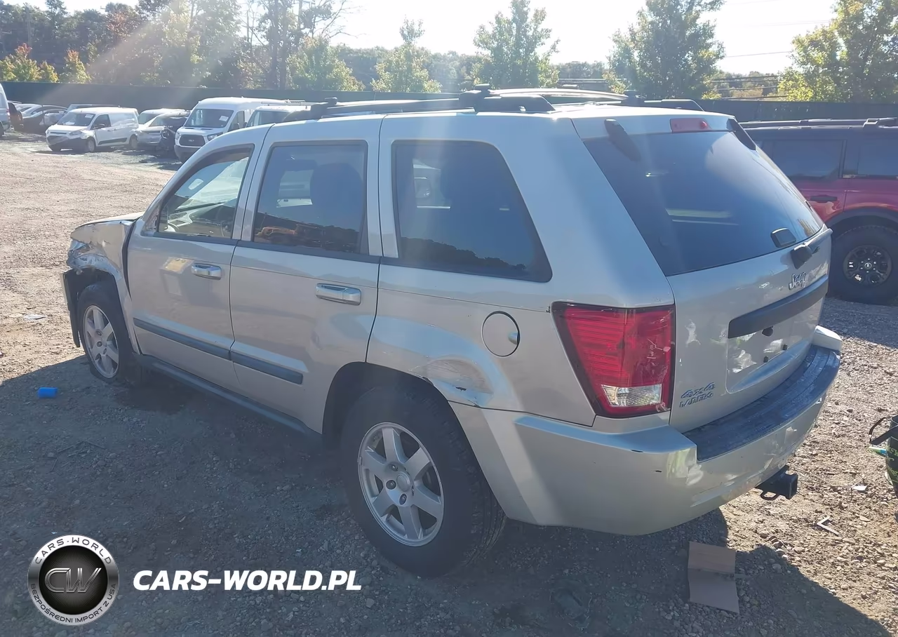 2008 Jeep Grand Cherokee Laredo VIN:1J8GR48KX8C137659 - 3