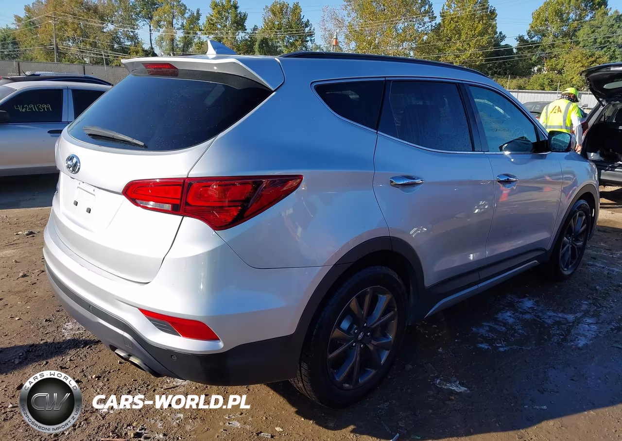 2017 Hyundai Santa Fe Sport 2.0T Ultimate VIN:5XYZWDLA0HG387432 - 4