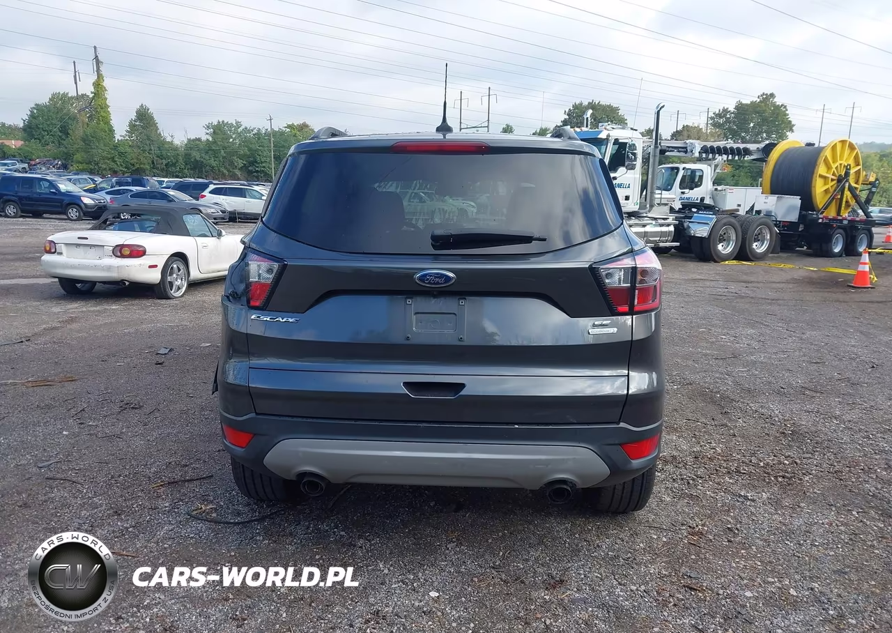 2018 Ford Escape Se VIN:1FMCU0GD6JUD56825 - 17