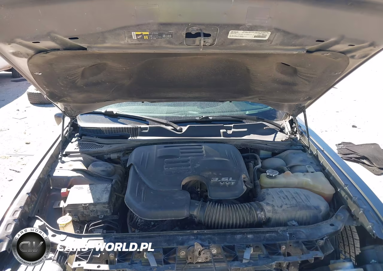 2019 Dodge Challenger Sxt VIN:2C3CDZAG4KH731972 - 10