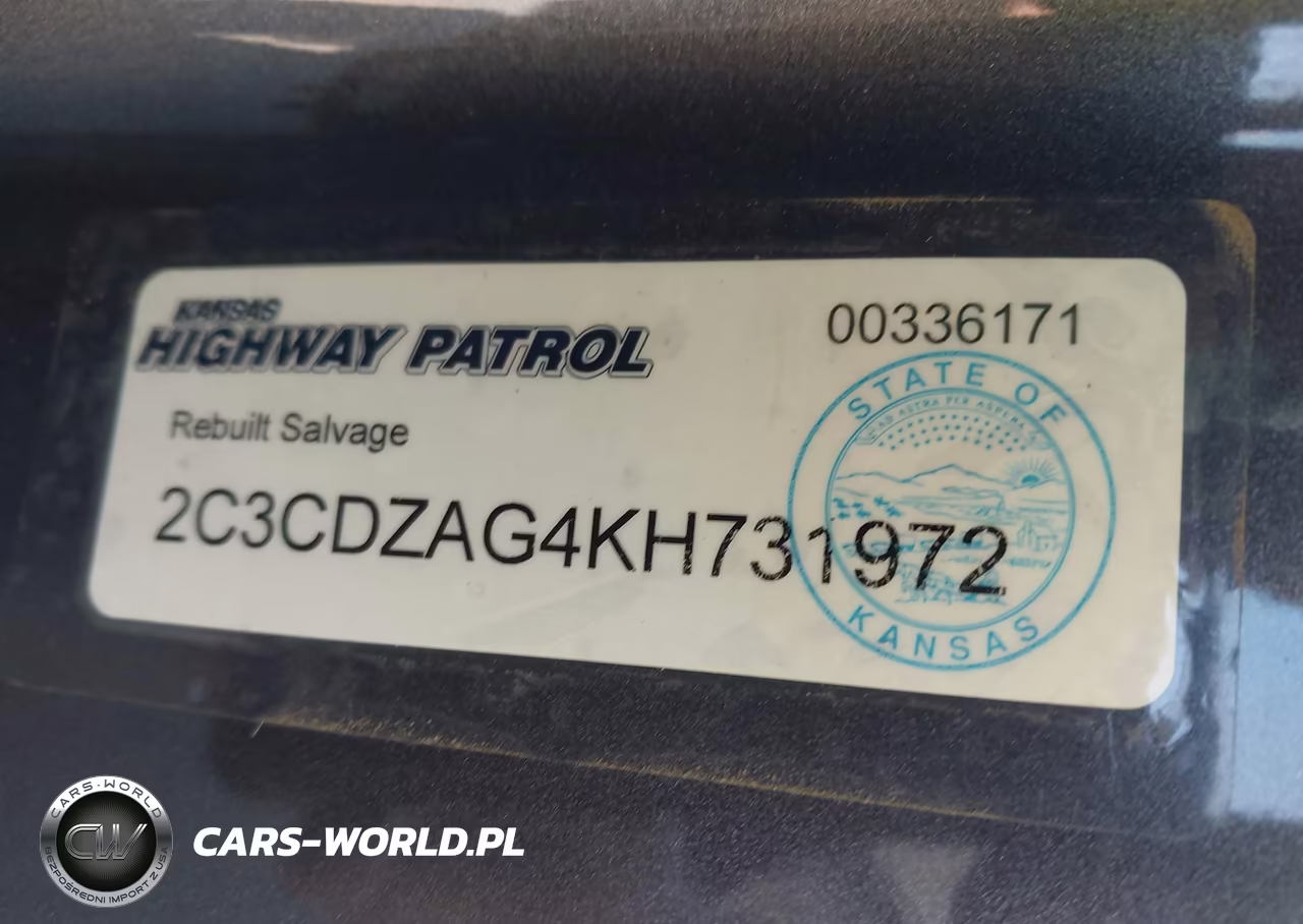 2019 Dodge Challenger Sxt VIN:2C3CDZAG4KH731972 - 9