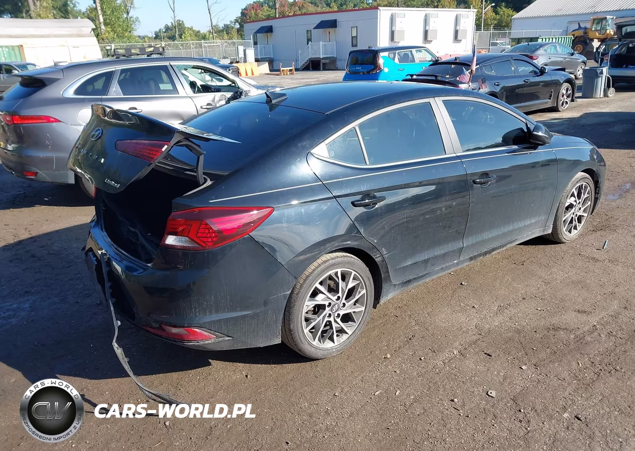 2019 Hyundai Elantra Limited VIN:KMHD84LF7KU788476 - 4