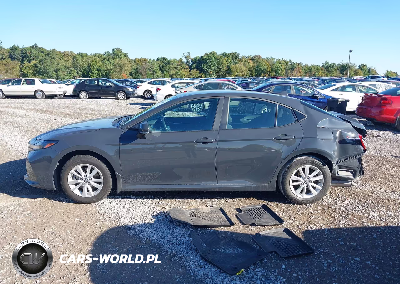 2025 Toyota Camry Le VIN:4T1DBADK6SU033170 - 14