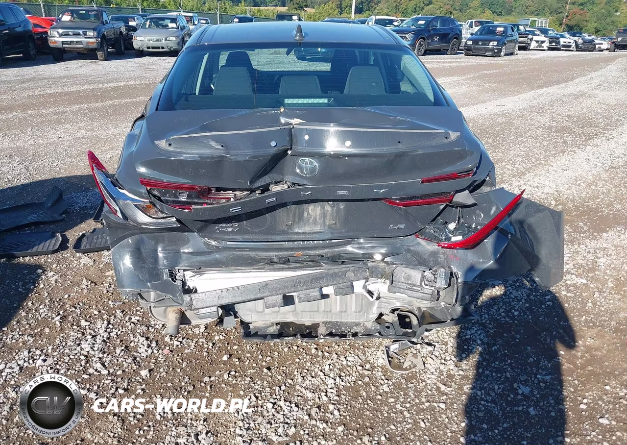 2025 Toyota Camry Le VIN:4T1DBADK6SU033170 - 16