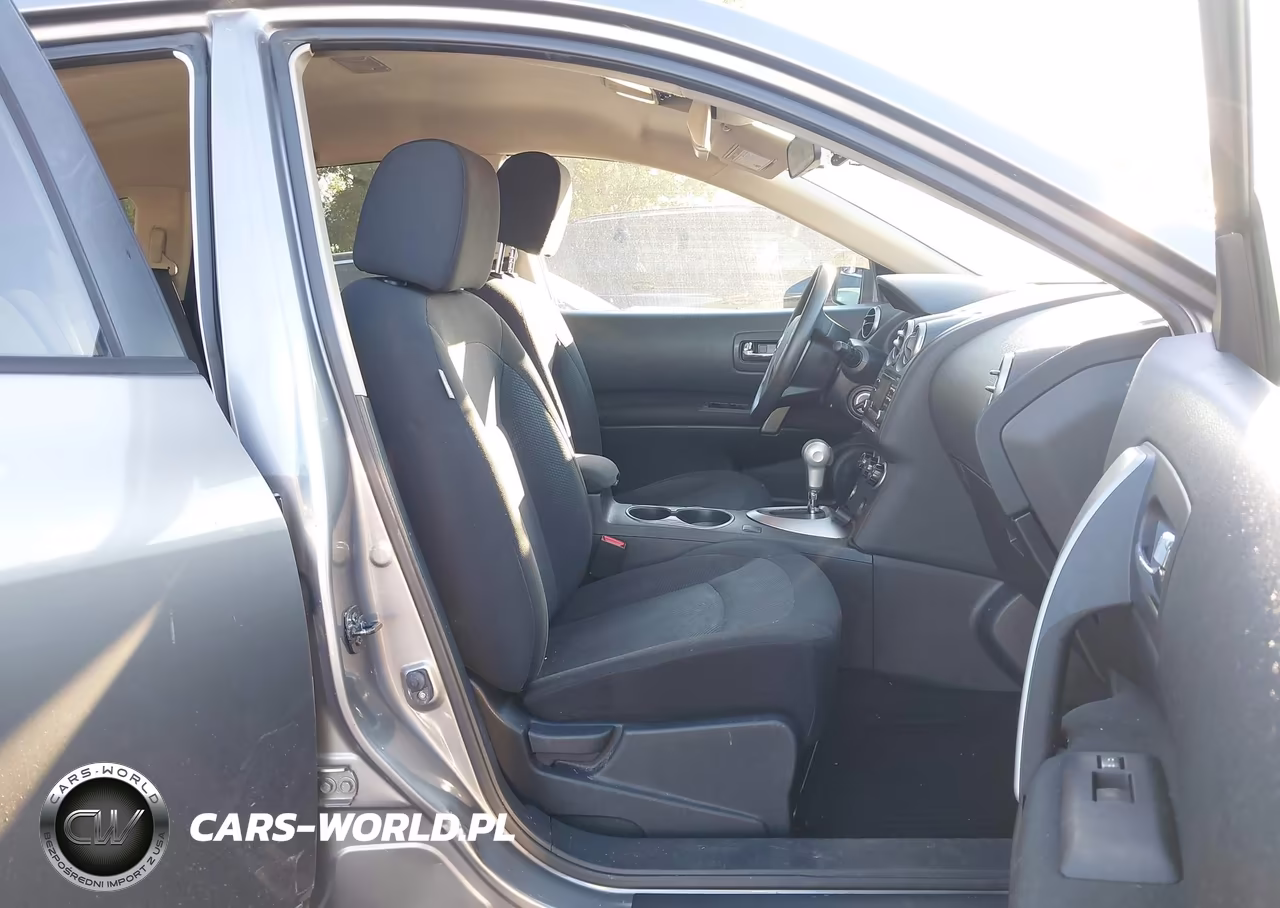 2013 Nissan Rogue S VIN:JN8AS5MV4DW151626 - 5