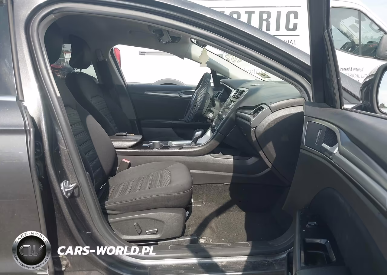 2016 Ford Fusion Se VIN:3FA6P0H79GR357975 - 5