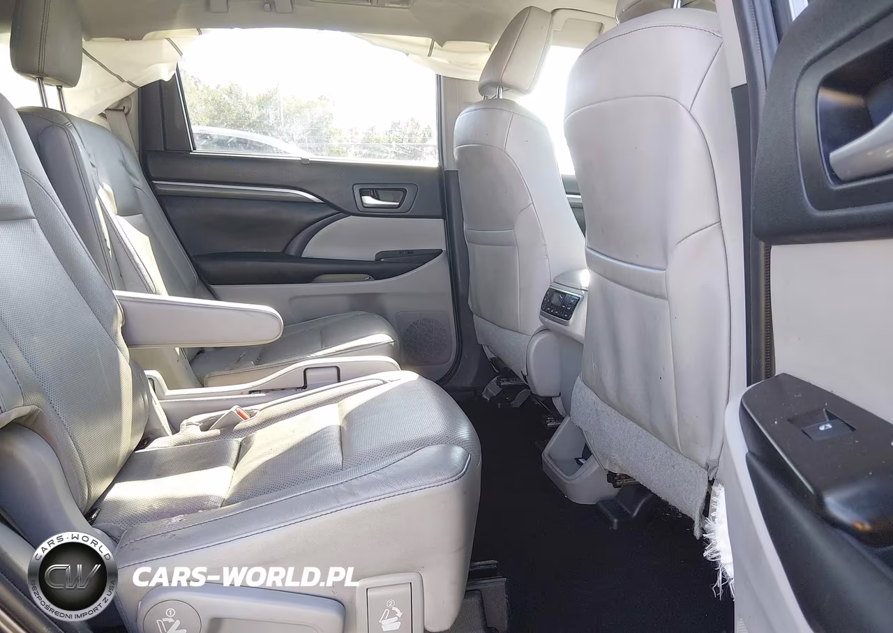 2019 Toyota Highlander Hybrid Limited Platinum VIN:5TDDGRFH8KS053995 - 8