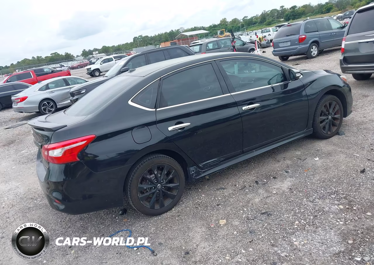2018 Nissan Sentra Sr VIN:3N1AB7AP4JY252024 - 4