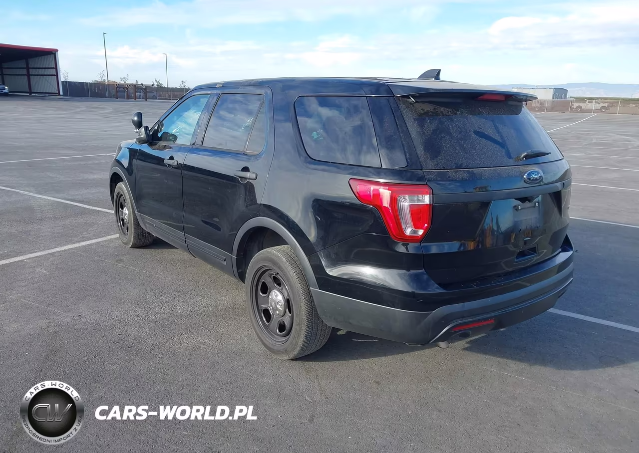 2017 Ford Utility Police Interceptor VIN:1FM5K8AR5HGD92547 - 3