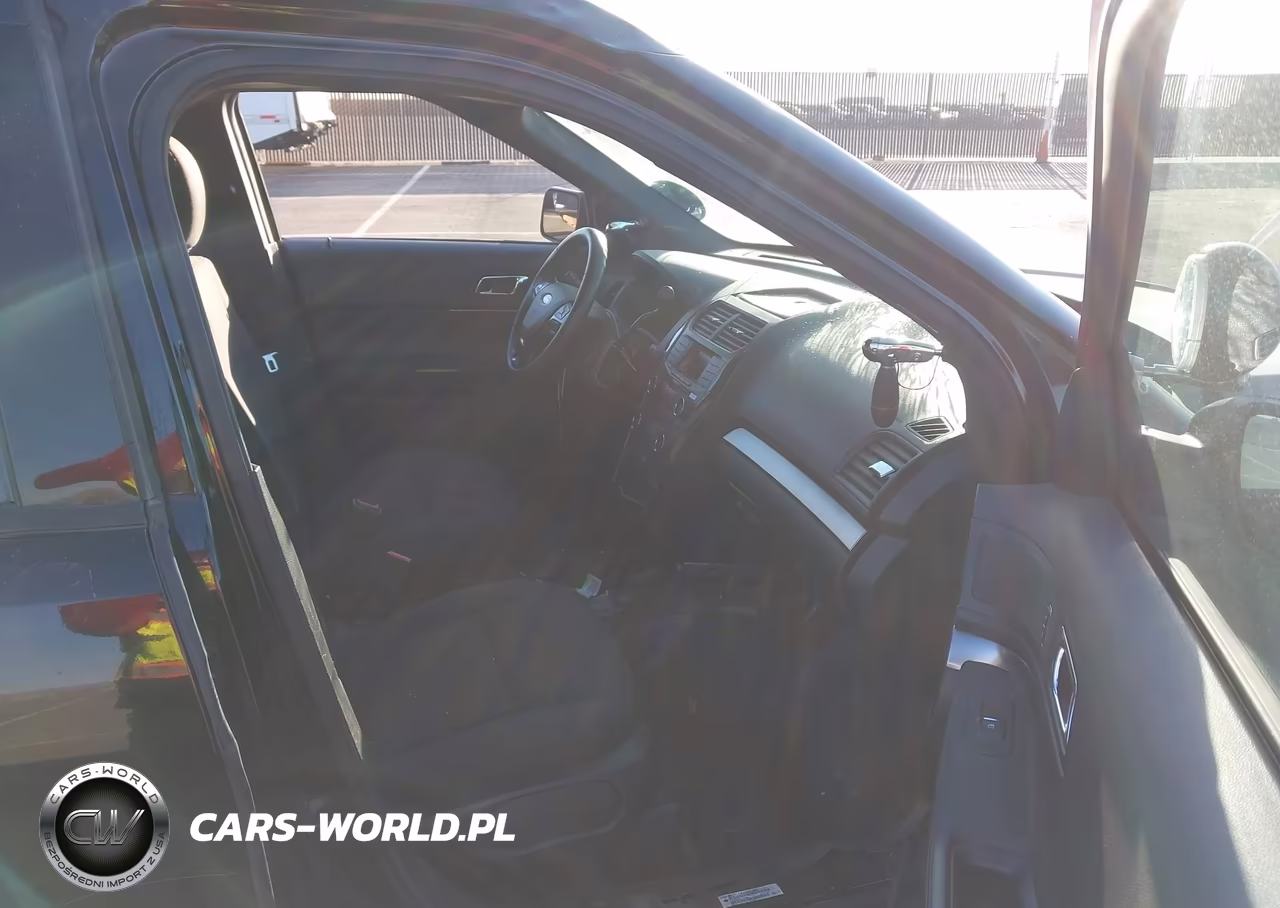 2017 Ford Utility Police Interceptor VIN:1FM5K8AR5HGD92547 - 5