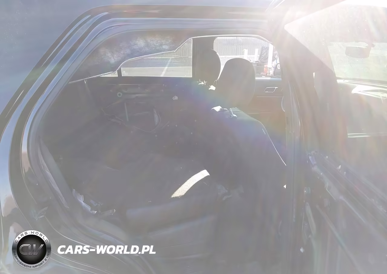 2017 Ford Utility Police Interceptor VIN:1FM5K8AR5HGD92547 - 8