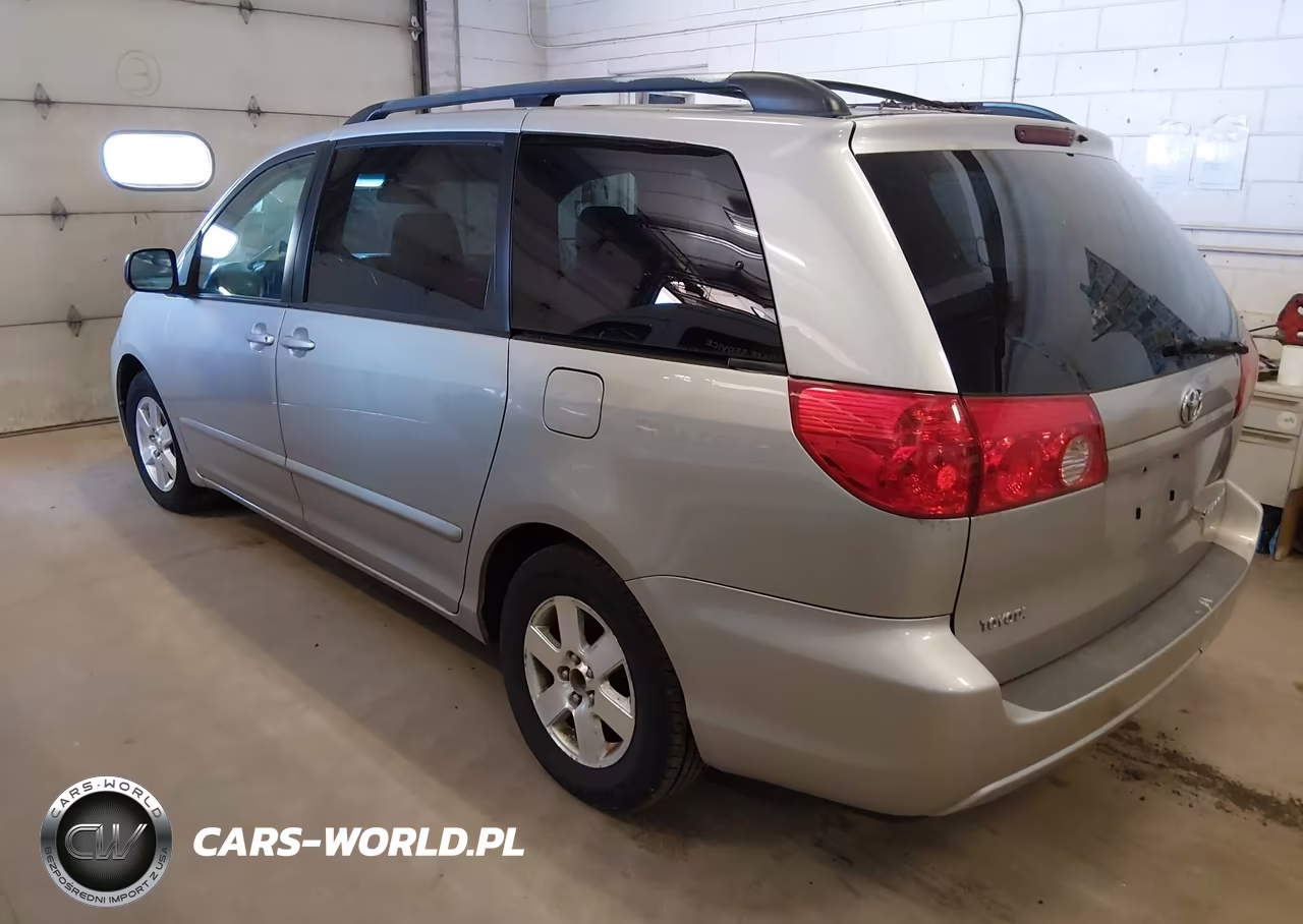 2009 Toyota Sienna Le VIN:5TDZK23CX9S257275 - 3