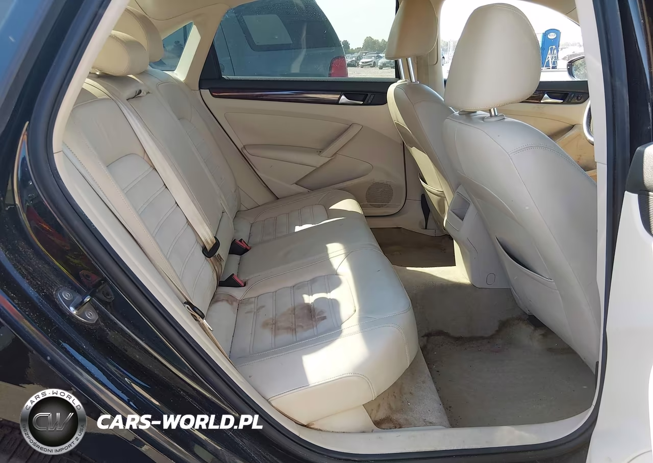 2012 Volkswagen Passat 2.0L Tdi Sel Premium VIN:1VWCN7A39CC001695 - 8