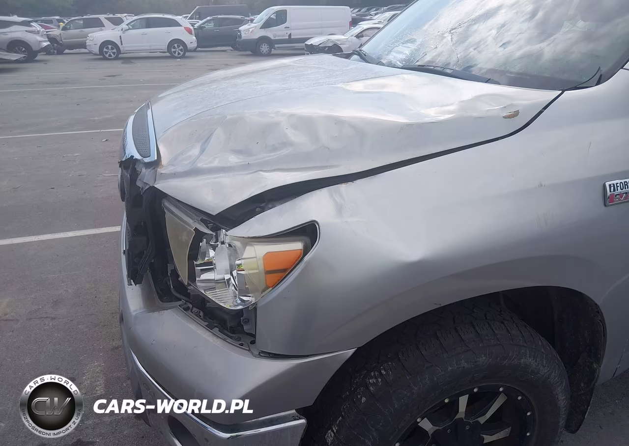 2008 Toyota Tundra Base 5.7L V8 VIN:5TBRV54158S479316 - 17