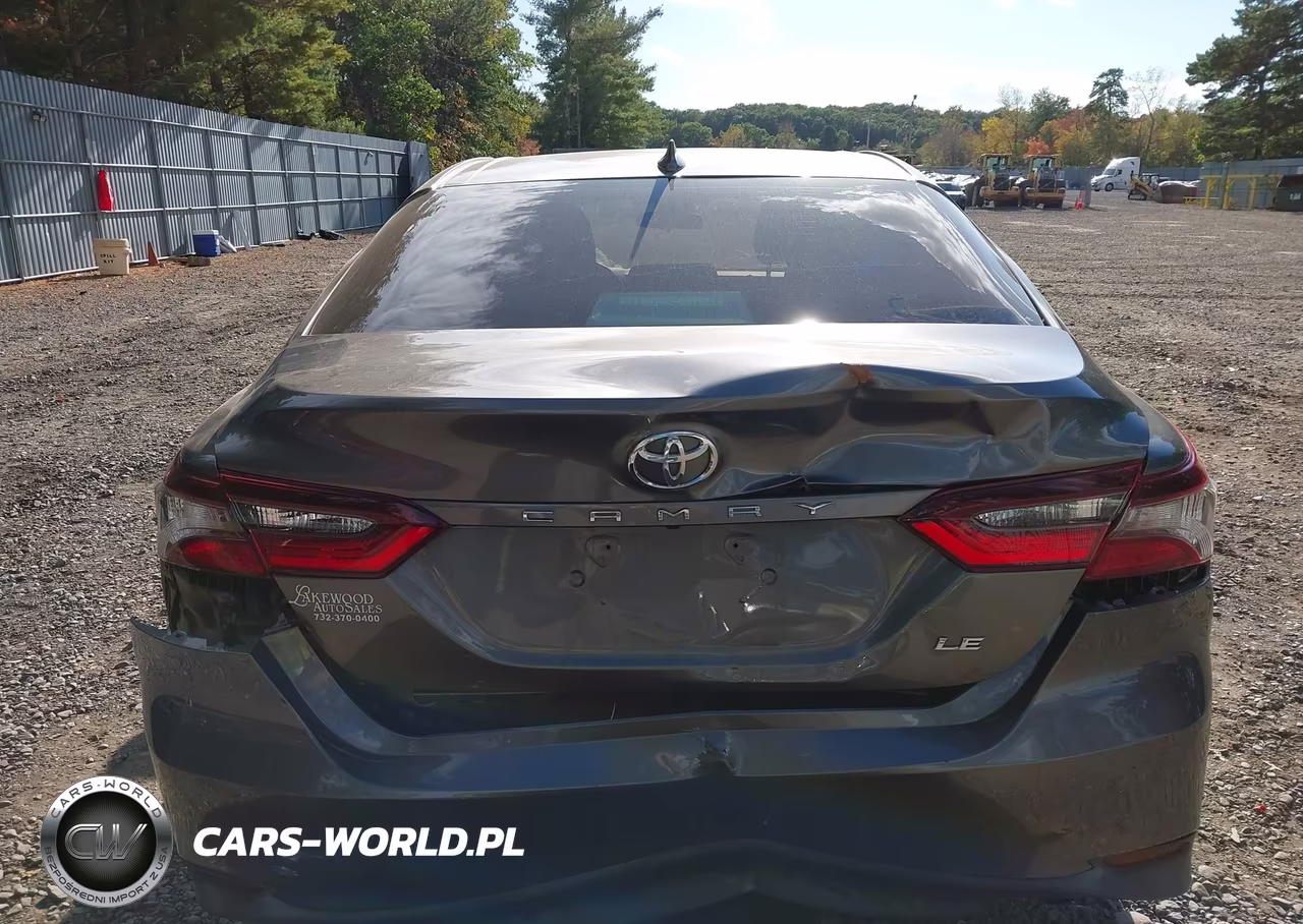 2021 Toyota Camry Le VIN:4T1C11AK7MU583208 - 16