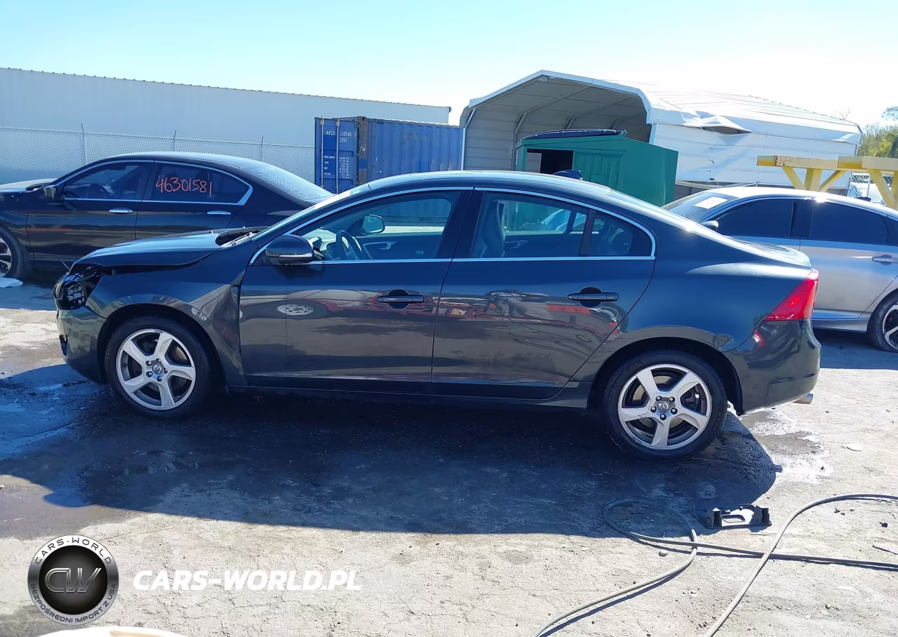 2013 Volvo S60 T5-T5 Platinum-T5 Premier-T5 Premier Plus VIN:YV1612FS3D2225786 - 14