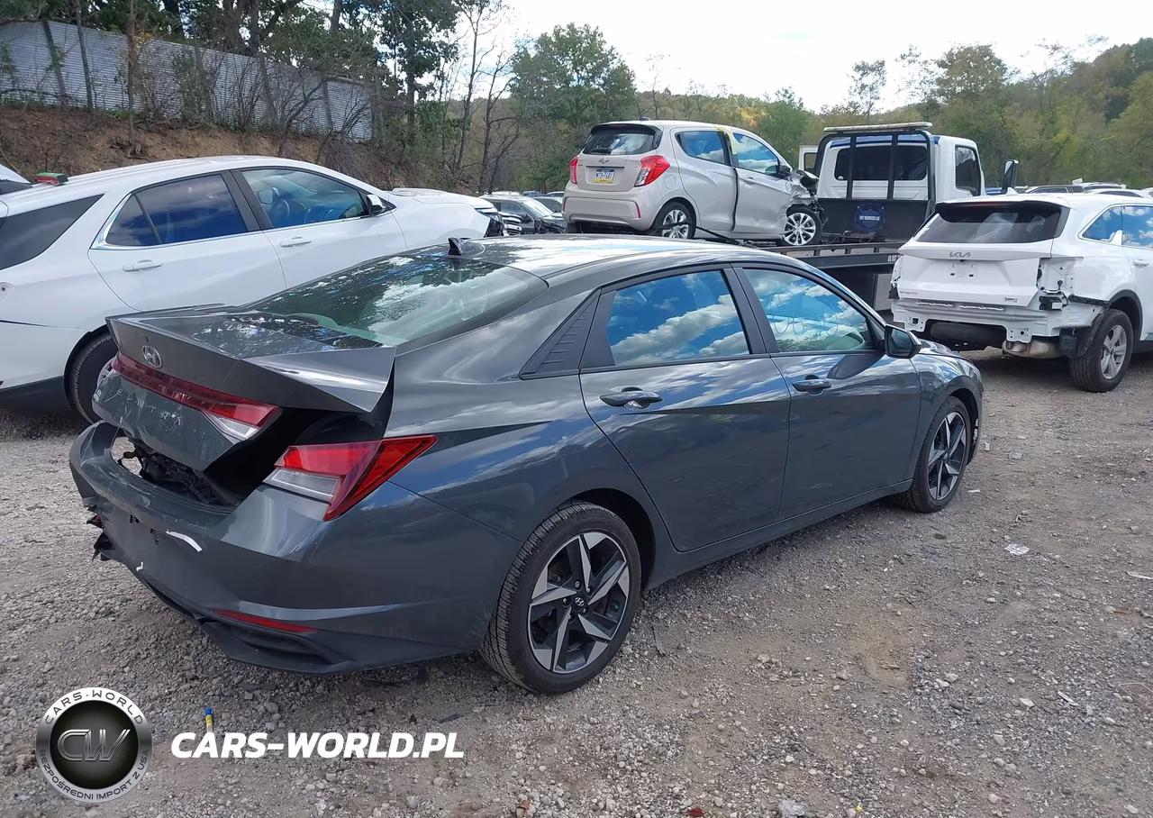 2023 Hyundai Elantra Sel VIN:KMHLS4AG8PU567954 - 4