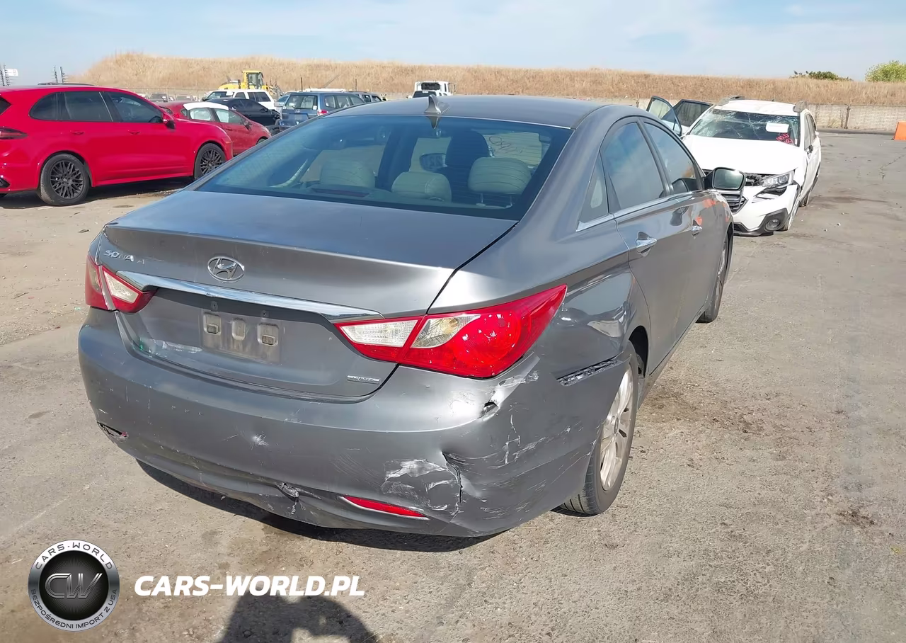 2011 Hyundai Sonata Limited VIN:5NPEC4AC8BH160274 - 4