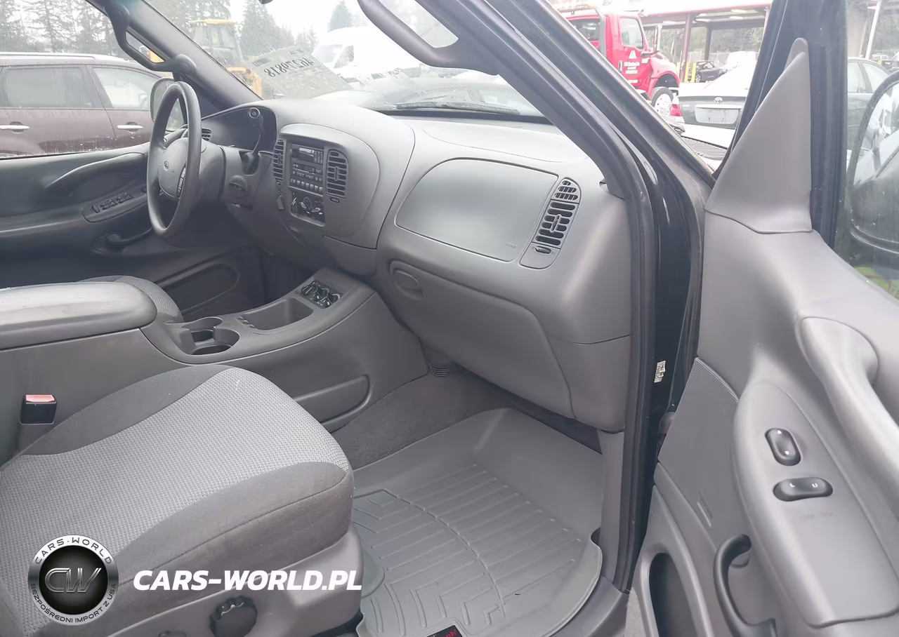 2001 Ford Expedition Xlt VIN:1FMPU16L01LB07376 - 5