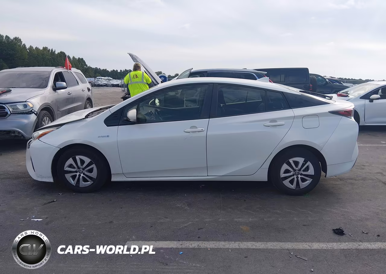 2016 Toyota Prius Three VIN:JTDKARFU8G3017271 - 14