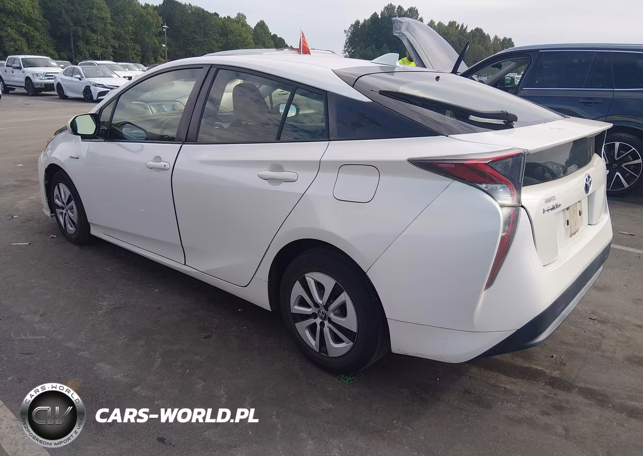 2016 Toyota Prius Three VIN:JTDKARFU8G3017271 - 3