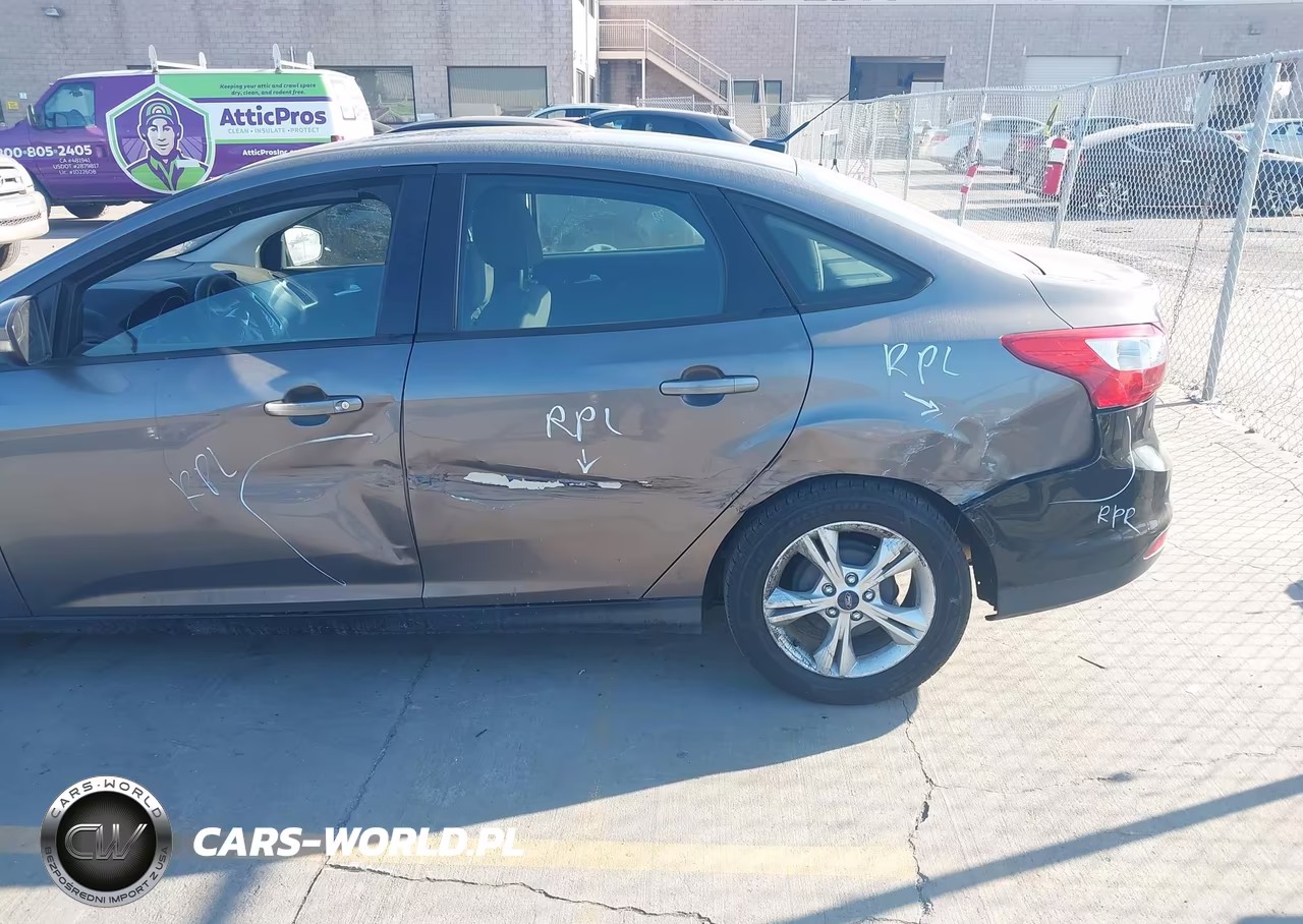 2014 Ford Focus Se VIN:1FADP3F23EL199502 - 6
